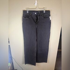Old Navy Women's Extra High-Rise Curvy Sky-Hi Wide Leg Jeans in Dark Gray